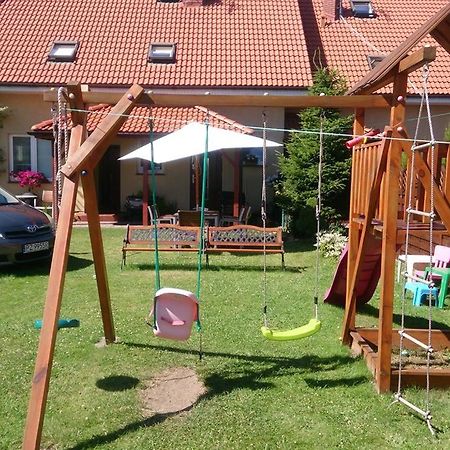 Dom Goscinny Kavera Dziwnówek Kültér fotó
